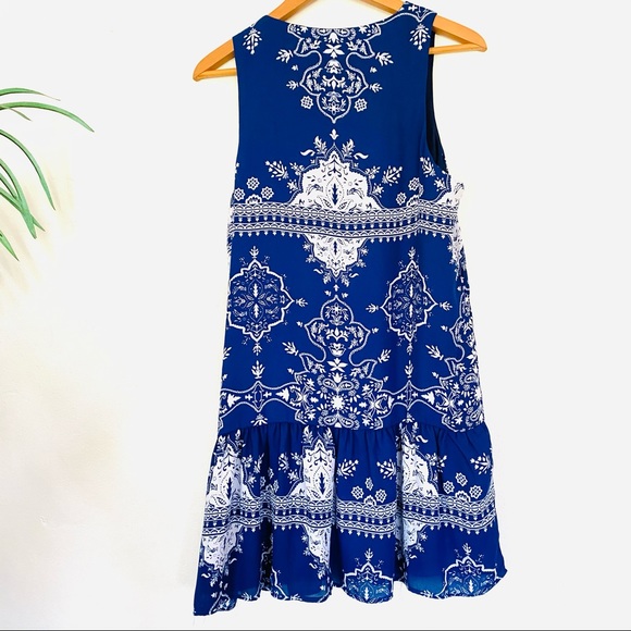 Lovers and Friends “Temple” Blue Scarf Shift Dress - Picture 7 of 9